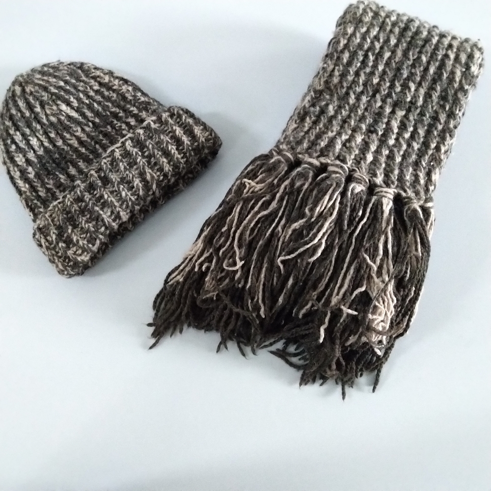 Vintage Cozy Knit Hat and Scarf Set